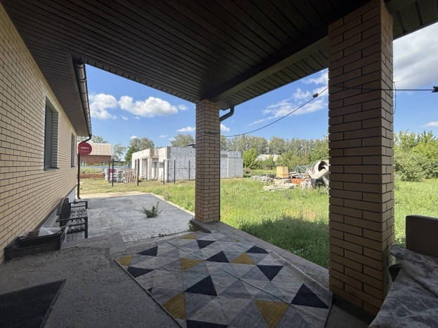 Купить дом в Курской области. Вариант № 60044, 3, площадь -  квм, цена 10250000 рублей