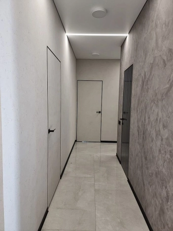 Купить трехкомнатную квартиру в районе Кировский в Ростове-на-Дону. Вариант № 36432, 10, площадь -  квм, цена 35700000 рублей