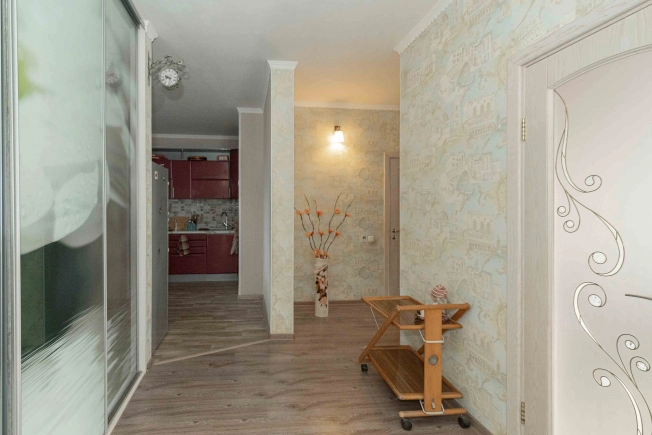 Купить квартиру на улице Крайнова в Владимире. Вариант № 9625211, 13, площадь -  квм, цена 9790000 рублей