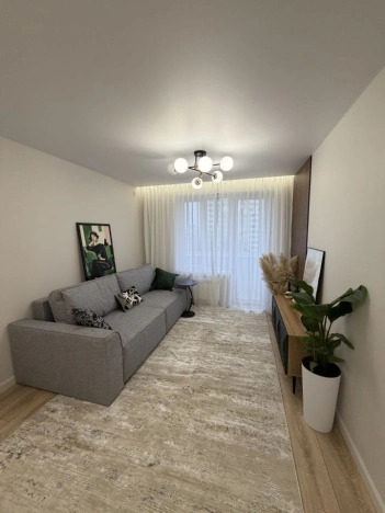 Купить двухкомнатную квартиру на улице Рождественская в Москве. Вариант № 10839834, 2, площадь -  квм, цена 16700000 рублей