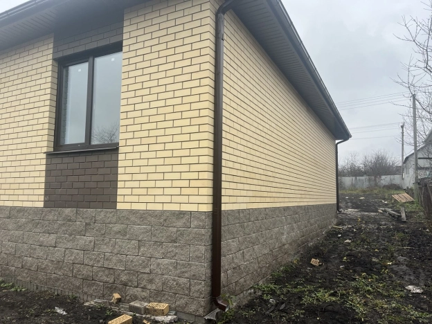 Купить дом в Белгороде. Вариант № 10474779, 4, площадь -  квм, цена 8900000 рублей