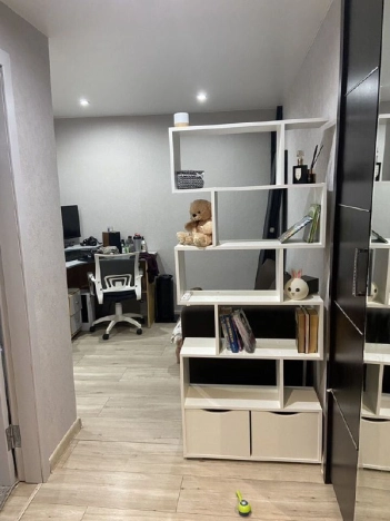 Купить однокомнатную квартиру в Ростовской области. Вариант № 9504626, 2, площадь -  квм, цена 4950000 рублей