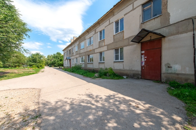 Купить двухкомнатную квартиру на улице Дуговая в Республике Башкортостан. Вариант № 270492, 14, площадь -  квм, цена 2000000 рублей