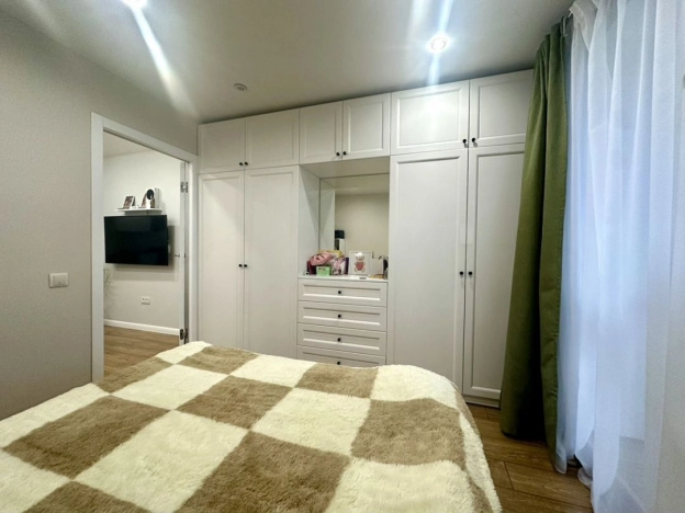 Купить квартиру в Смоленске. Вариант № 10129958, 13, площадь -  квм, цена 6990000 рублей