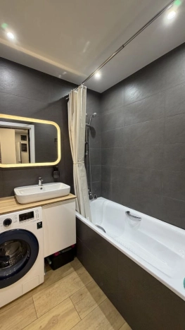 Купить квартиру в Москве. Вариант № 9904167, 12, площадь -  квм, цена 13800000 рублей