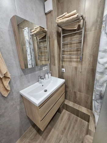 Снять квартиру в Новосибирске. Вариант № 10412576, 14, площадь -  квм, цена 38000 рублей