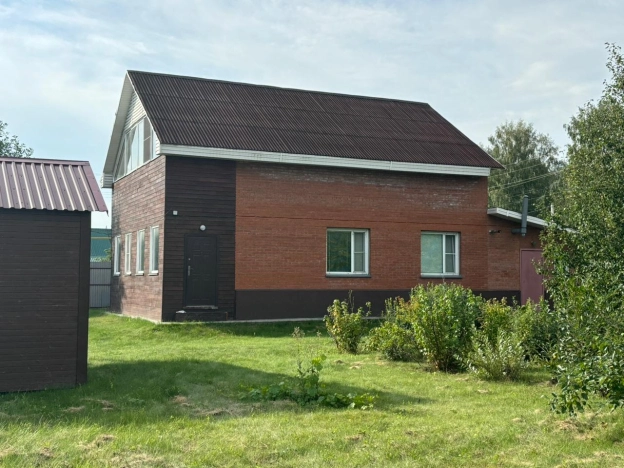 Купить дом на улице Благодарная в Бердске. Вариант № 8351401, 14, площадь -  квм, цена 15000000 рублей