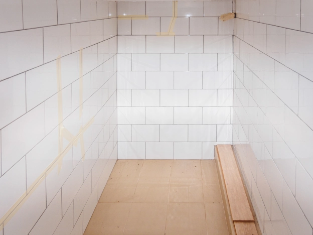 Купить двухкомнатную квартиру на улице Пригородная в Омске. Вариант № 16623, 5, площадь -  квм, цена 7350000 рублей