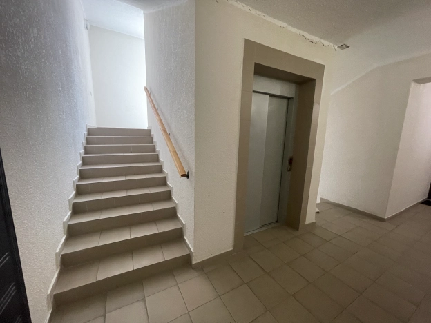 Купить двухкомнатную квартиру на улице Виктора Гакуна в Калининграде. Вариант № 337949, 28, площадь -  квм, цена 9100000 рублей