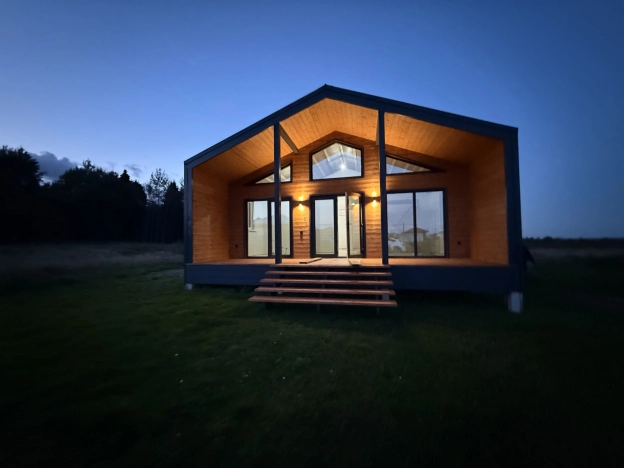 Купить дом в Ярославской области. Вариант № 1273794, 0, площадь -  квм, цена 5900000 рублей