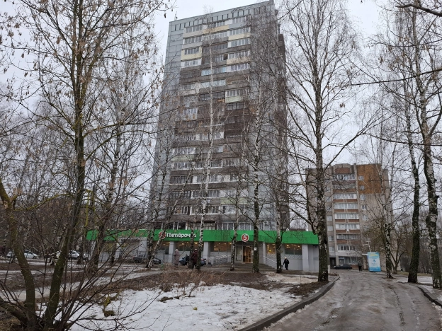 Купить квартиру на улице Верхняя Дуброва в Владимире. Вариант № 24764, 35, площадь -  квм, цена 5400000 рублей