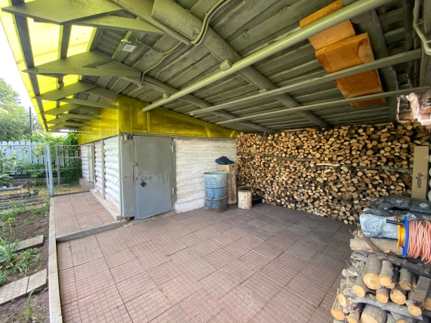 Купить дом в Микрорайоне Прометей, Октябрьский в Октябрьском. Вариант № 11106, 33, площадь -  квм, цена 11300000 рублей