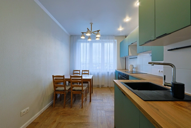 Купить двухкомнатную квартиру в районе Центральный в Калининграде. Вариант № 7870141, 13, площадь -  квм, цена 9500000 рублей