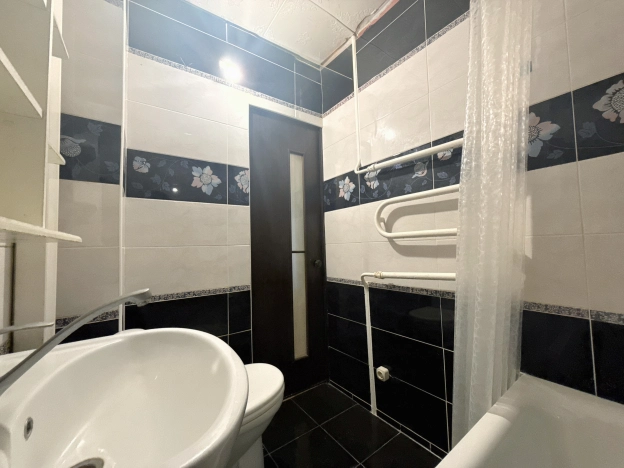 Купить однокомнатную квартиру в Воскресенске. Вариант № 5851299, 13, площадь -  квм, цена 2590000 рублей