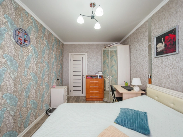 Купить квартиру в Омске. Вариант № 31943, 4, площадь -  квм, цена 7400000 рублей