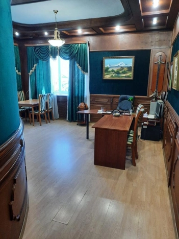 Купить здания в Октябрьском. Вариант № 10346435, 9, площадь -  квм, цена 69999000 рублей