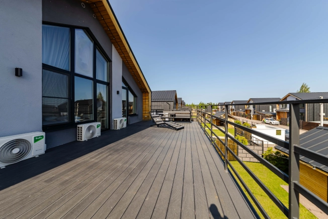 Купить дом в Санкт-Петербурге. Вариант № 19220, 23, площадь -  квм, цена 32850000 рублей