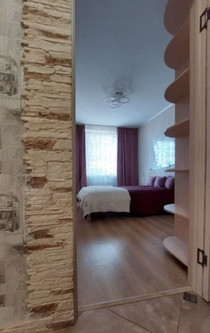 Купить двухкомнатную квартиру в Новосибирске. Вариант № 9815064, 19, площадь -  квм, цена 7800000 рублей