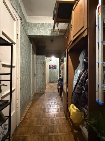 Купить комнату в Москве. Вариант № 10094369, 8, площадь - квм, цена 5650000 рублей