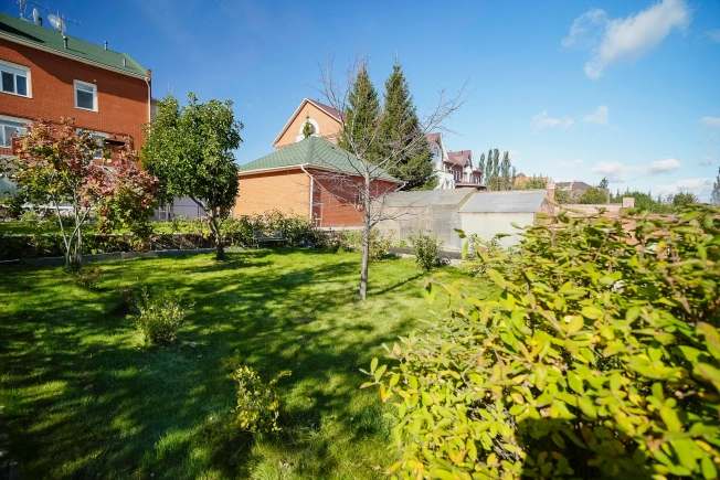 Купить дом в Микрорайоне Порт-Артур в Омске. Вариант № 6134669, 3, площадь -  квм, цена 60000000 рублей