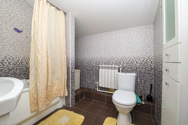 Купить дом на улице Школьная в Нижегородской области. Вариант № 8684619, 13, площадь -  квм, цена 24150000 рублей