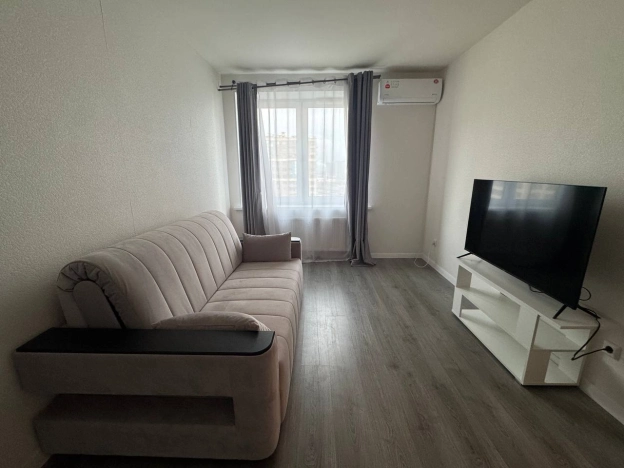 Купить однокомнатную квартиру в Санкт-Петербурге. Вариант № 10547896, 2, площадь -  квм, цена 8300000 рублей