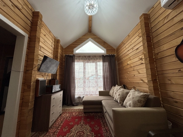 Купить дом в районе Заельцовский в Новосибирске. Вариант № 6706695, 13, площадь -  квм, цена 7300000 рублей