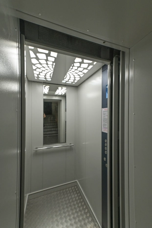 Купить четырехкомнатную квартиру в районе Кировский в Ростове-на-Дону. Вариант № 237697, 29, площадь -  квм, цена 17800000 рублей