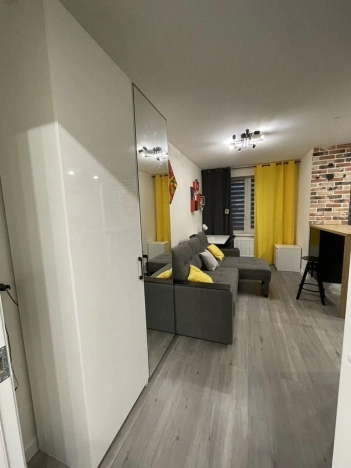 Купить квартиру на улице Невский проспект в Санкт-Петербурге. Вариант № 10935154, 6, площадь - квм, цена 5900000 рублей