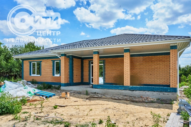 Купить дом в районе Советский в Воронеже. Вариант № 2630889, 5, площадь -  квм, цена 9150000 рублей