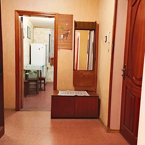 Купить четырехкомнатную квартиру в Приморском крае. Вариант № 33998, 0, площадь -  квм, цена 7650000 рублей