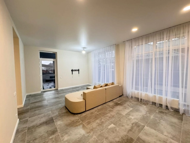 Купить дом в Москве. Вариант № 10431549, 16, площадь - квм, цена 9590000 рублей