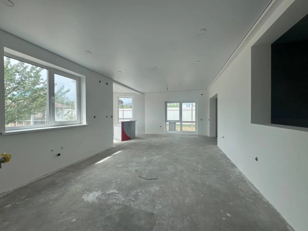 Купить дом в Микрорайоне Пролески, Старый Оскол в Старом Осколе. Вариант № 2963713, 34, площадь -  квм, цена 10900000 рублей