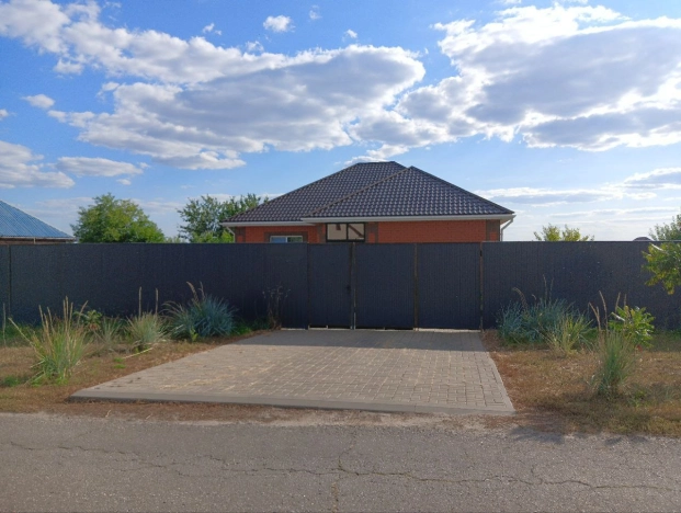 Купить дом на улице Везельская в Белгороде. Вариант № 4157146, 2, площадь -  квм, цена 12800000 рублей