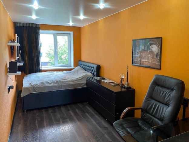 Купить трехкомнатную квартиру в Пушкине. Вариант № 5828376, 2, площадь -  квм, цена 7400000 рублей