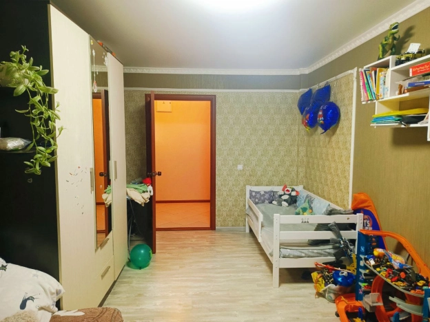 Купить однокомнатную квартиру в Воронеже. Вариант № 9122723, 3, площадь - квм, цена 4290000 рублей