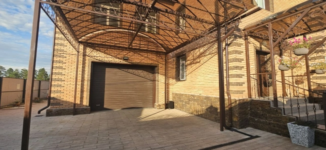 Купить дом в Улан-Удэ. Вариант № 5793998, 30, площадь -  квм, цена 48500000 рублей