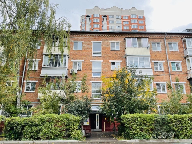 Купить квартиру в Москве. Вариант № 8180131, 8, площадь -  квм, цена 9000000 рублей