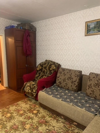 Купить двухкомнатную квартиру на улице Солнечная в Новосибирской области. Вариант № 6298871, 4, площадь -  квм, цена 3500000 рублей