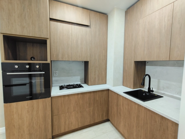 Снять квартиру в Пензенской области. Вариант № 8979148, 5, площадь -  квм, цена 30000 рублей