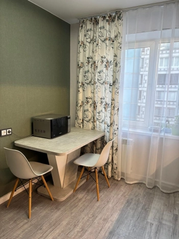 Купить трехкомнатную квартиру в районе Калининский в Новосибирске. Вариант № 3885222, 8, площадь -  квм, цена 6550000 рублей