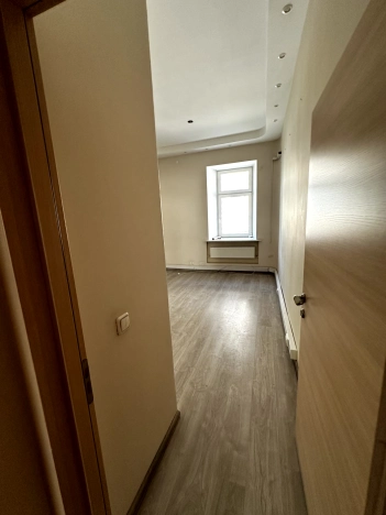 Купить квартиру в ЦАО в Москве. Вариант № 6716052, 8, площадь -  квм, цена 43000000 рублей