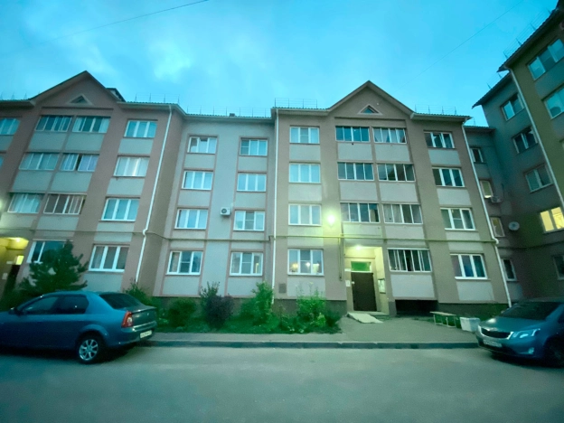 Купить однокомнатную квартиру в Иванове. Вариант № 5827083, 9, площадь -  квм, цена 5000000 рублей