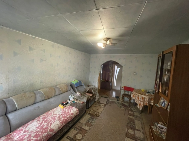 Купить многокомнатную квартиру в Бийске. Вариант № 6692811, 4, площадь -  квм, цена 5190000 рублей