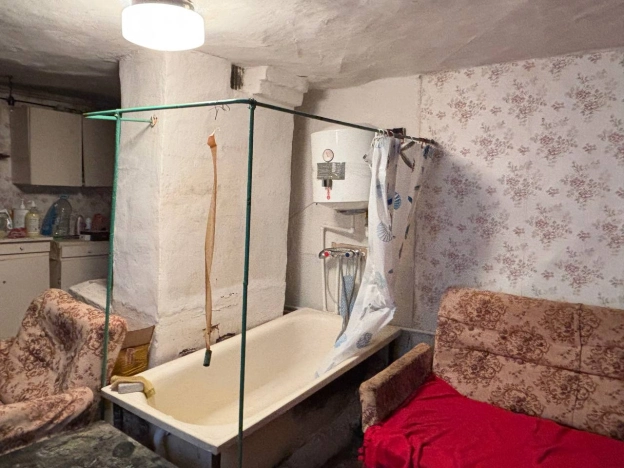 Купить дом на улице 2-й переулок Гагарина в Старом Осколе. Вариант № 1190483, 14, площадь -  квм, цена 1250000 рублей