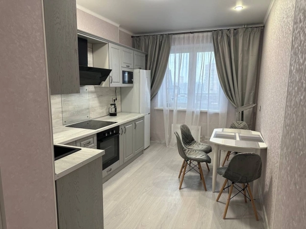 Купить квартиру на вторичке на улице Автомобильный проезд в Москве. Вариант № 10732749, 5, площадь - квм, цена 11990000 рублей