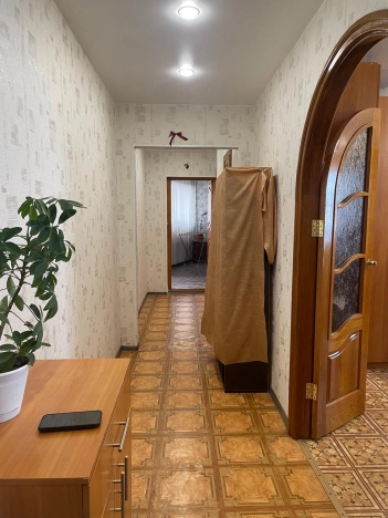 Купить трехкомнатную квартиру в районе Ленинский в Новосибирске. Вариант № 48442, 15, площадь -  квм, цена 6300000 рублей