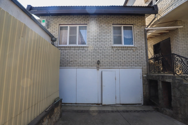 Купить дом на улице переулок Гоголя в Краснодаре. Вариант № 2953, 33, площадь -  квм, цена 27500000 рублей