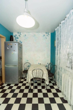 Купить трехкомнатную квартиру на улице Ильи Мухачева в Бийске. Вариант № 3411843, 1, площадь -  квм, цена 4899999 рублей