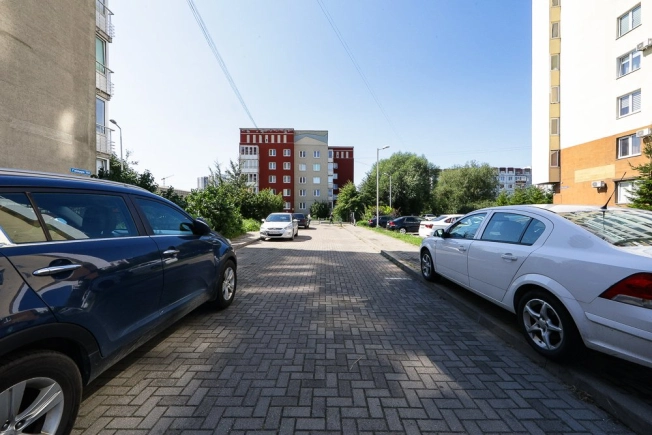 Купить двухкомнатную квартиру на улице Гайдара в Калининграде. Вариант № 2552594, 19, площадь -  квм, цена 7500000 рублей